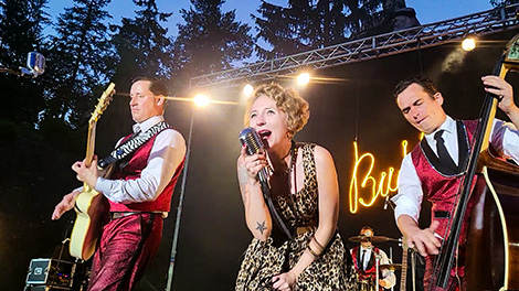 BUDDY in Concert auf der Naturbühne Greifensteine